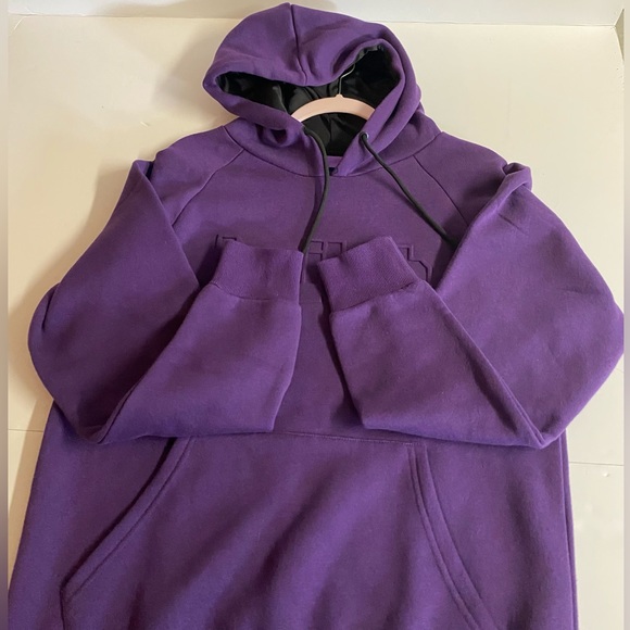 Twitch Purple Hoodie with kangaroo pocket in size M. - Picture 11 of 11